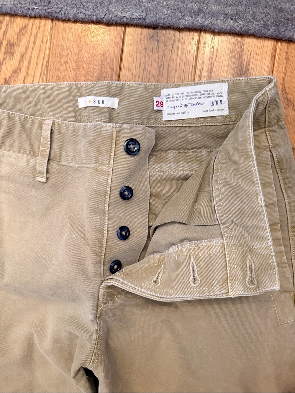 Imogene + Willie, all american chino in field tan, raw hem, size 30 - Picture 2 of 9